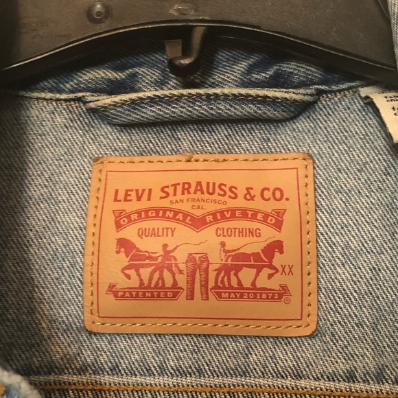 Levi’s Denim Jean Jacket Small - Picture 2 of 6
